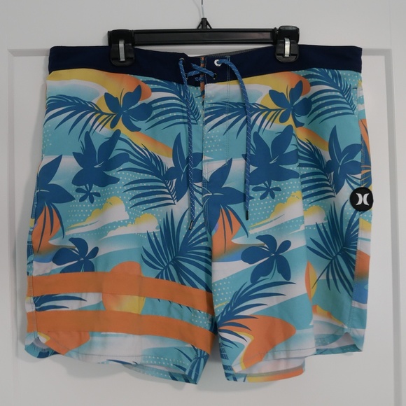 Hurley Mens Phantom Boardshorts~ - Picture 1 of 9